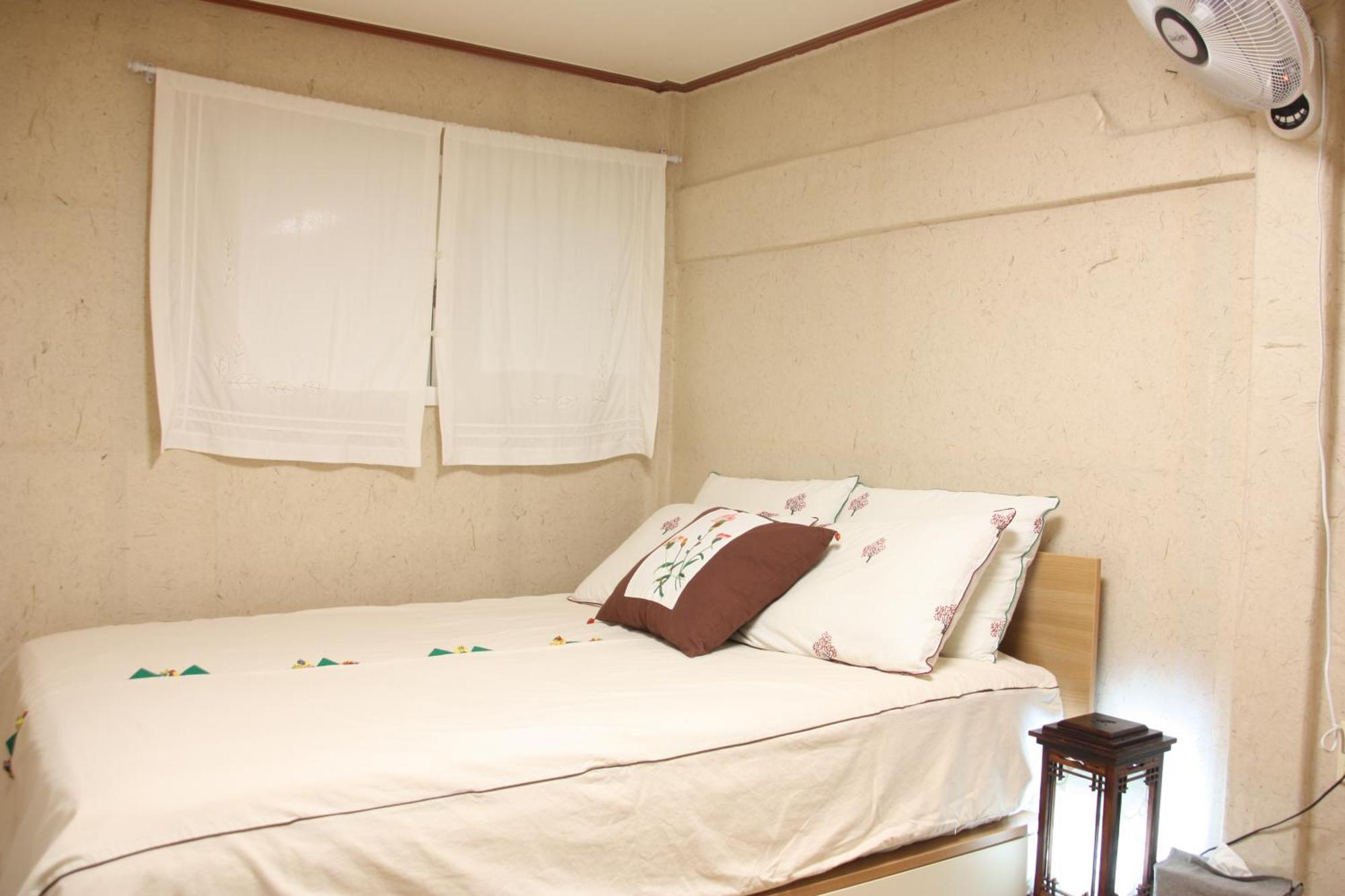 Lydia Craft Guesthouse Сеул Екстер'єр фото