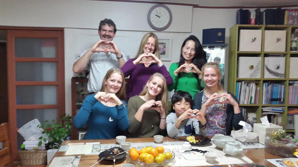 Lydia Craft Guesthouse Сеул Екстер'єр фото